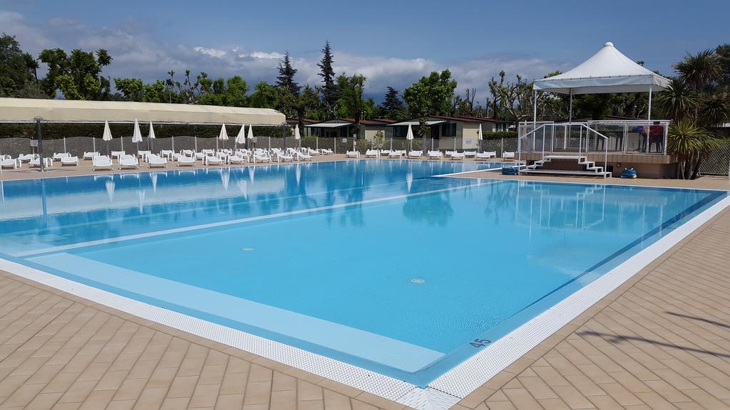 Sereno Camping Holiday Moniga del Garda Exterior photo